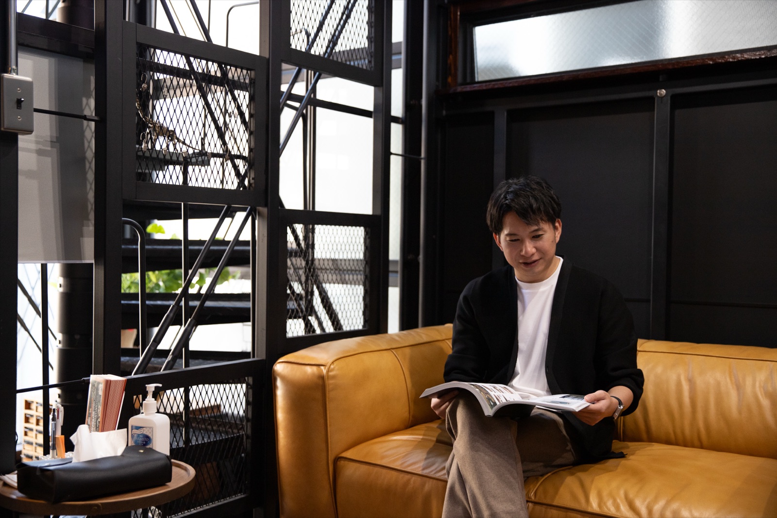 奥崎慎太郎 思索する姿